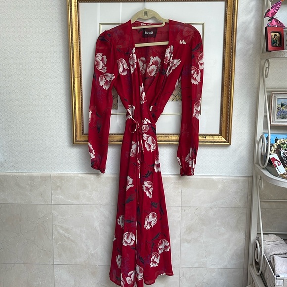 Reformation red Ashley Shoshana dress - Picture 3 of 4